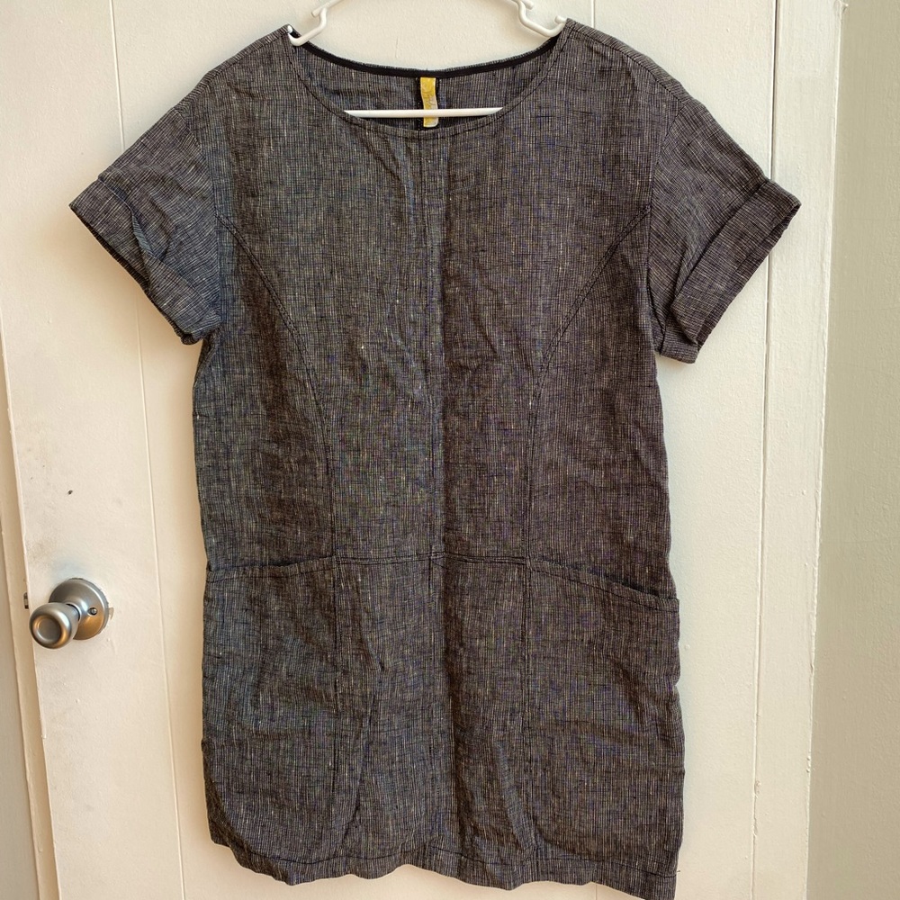 Free people linen dress with pockets, size xs